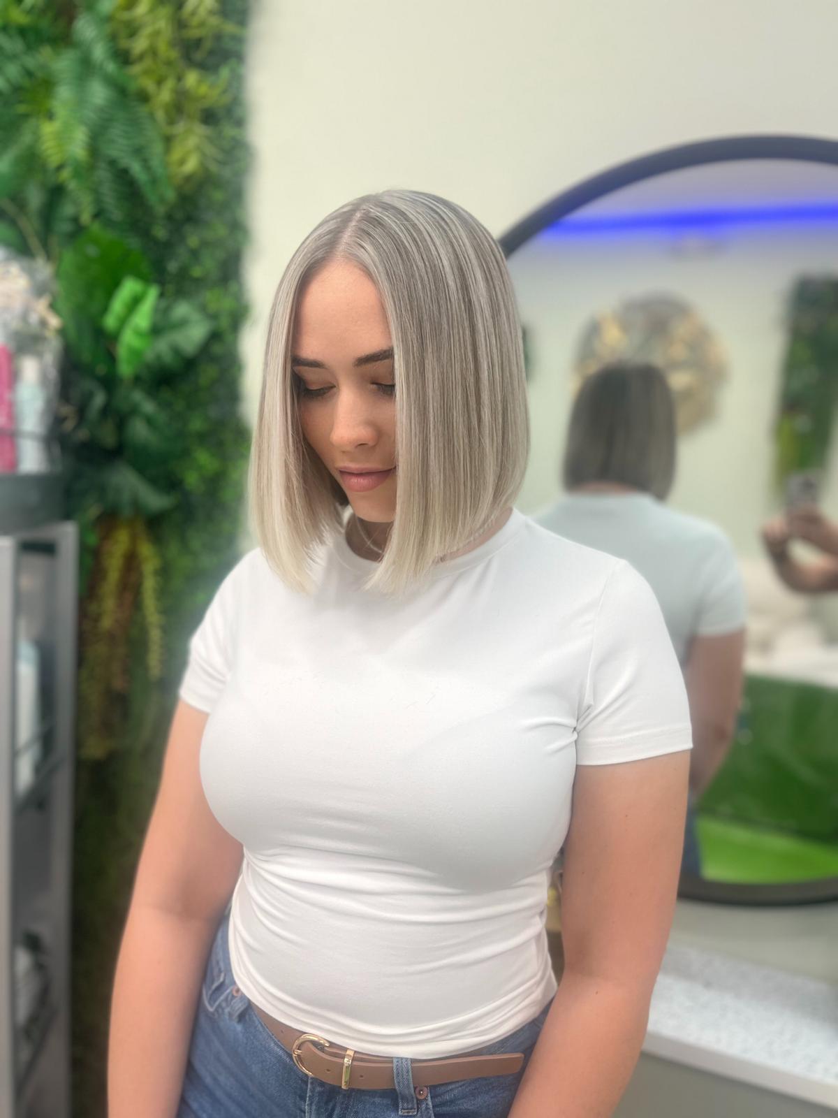 WOMENS HAIR CUT