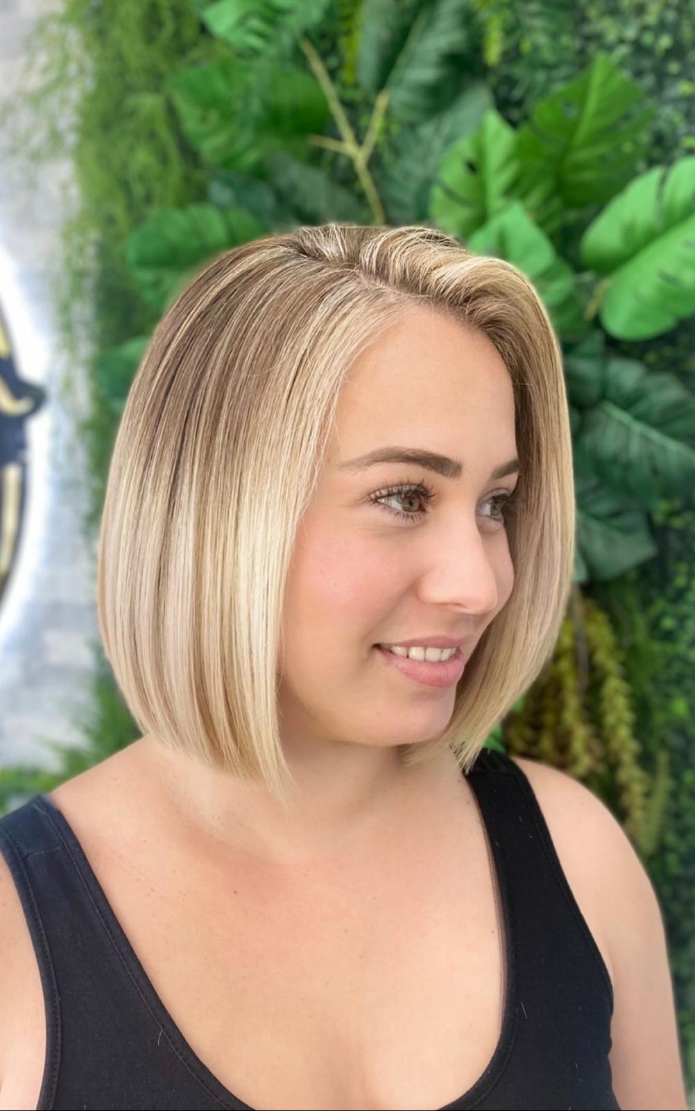 WOMENS HAIR CUT