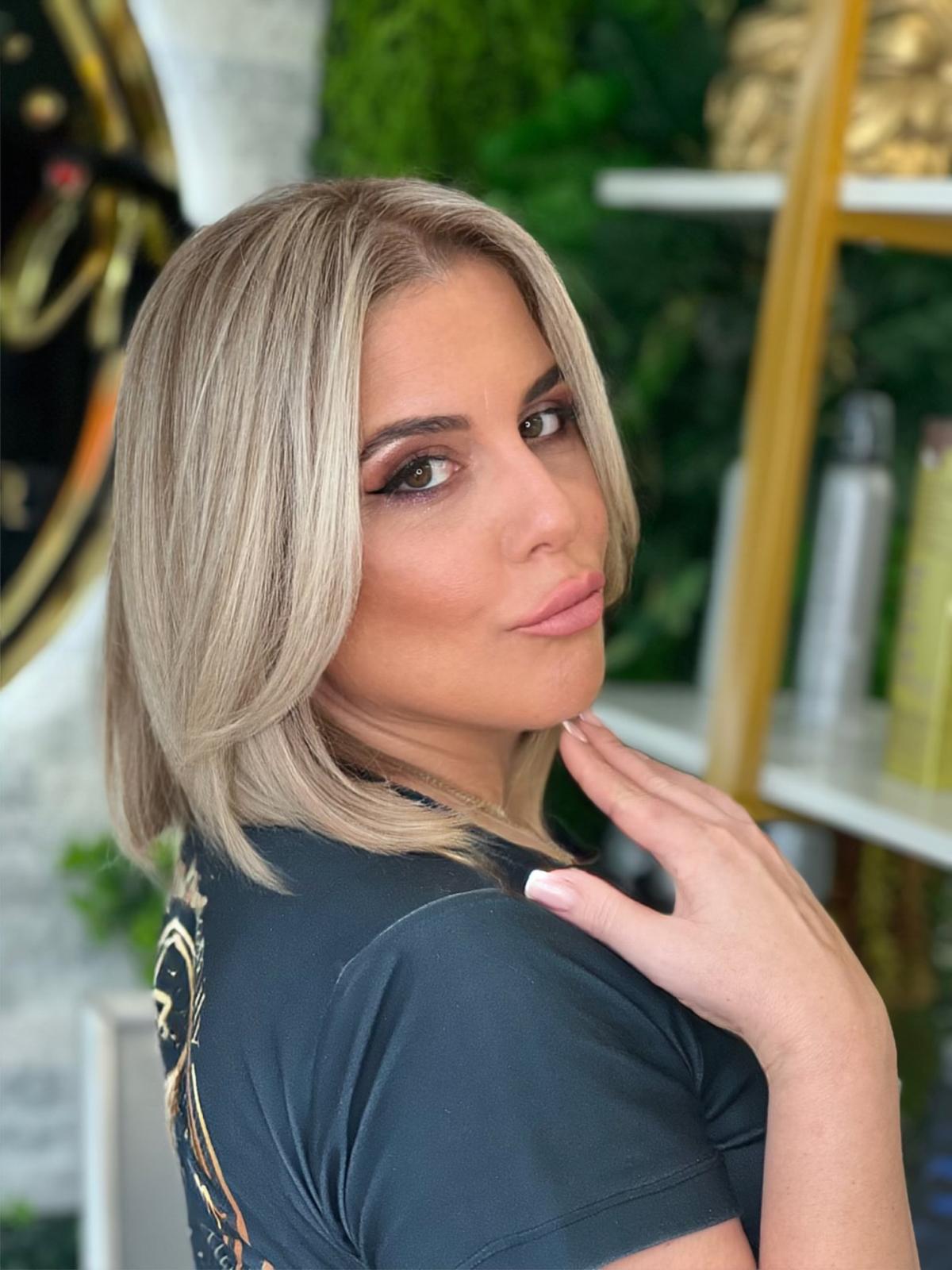 WOMENS HAIR CUT