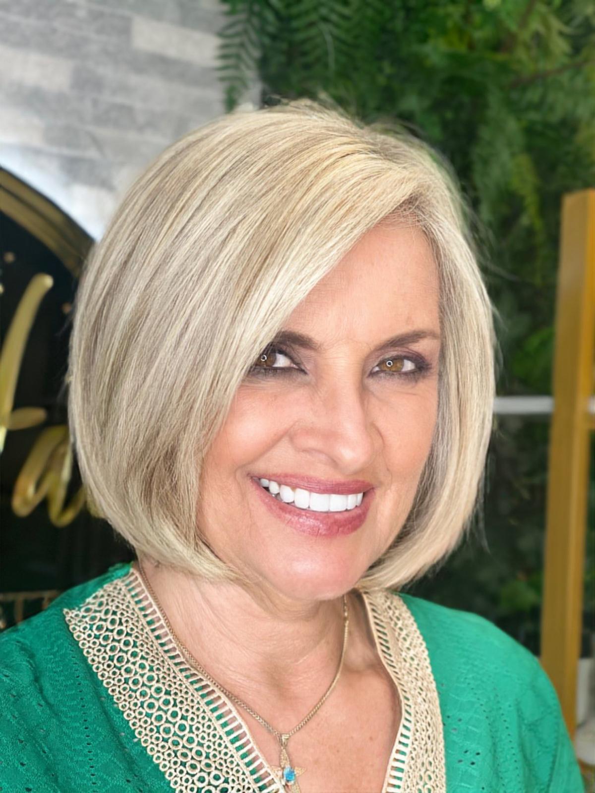 WOMENS HAIR CUT