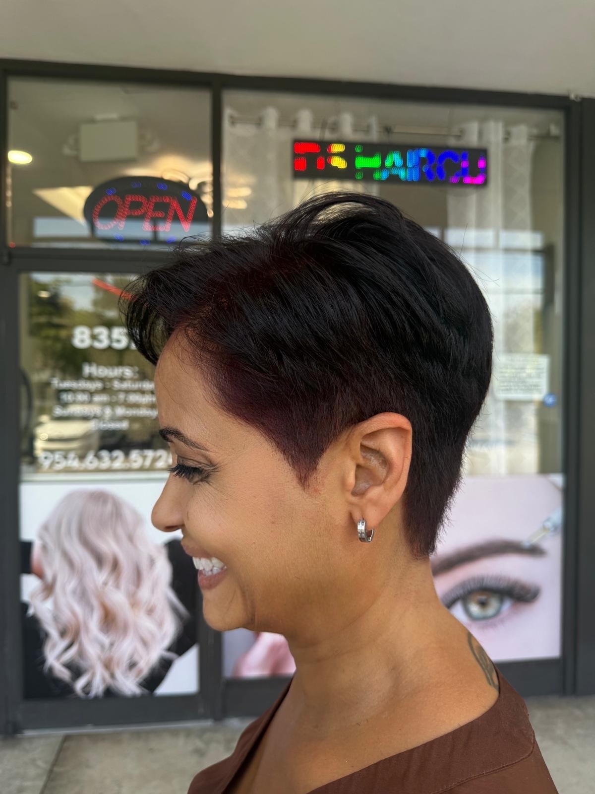 WOMENS HAIR CUT