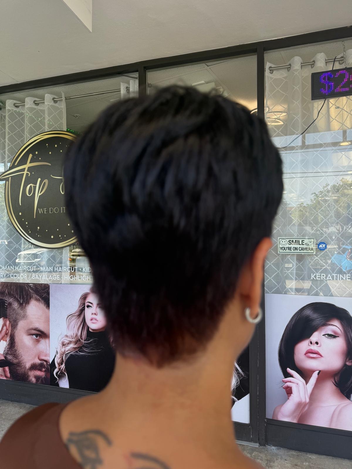 WOMENS HAIR CUT